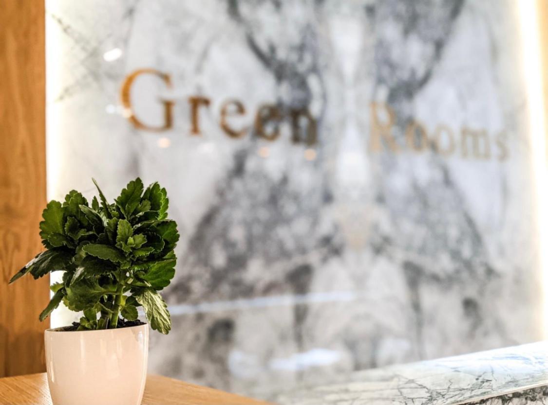 Green Rooms Кутаїсі Екстер'єр фото